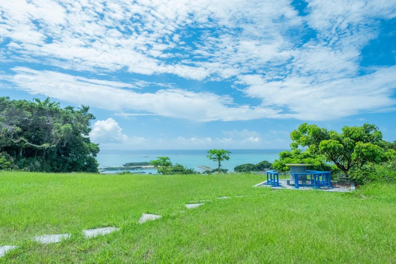 Taru House: Oceanview Retreat Near Beach in Nanjo, Okinawa Villa Exterior photo